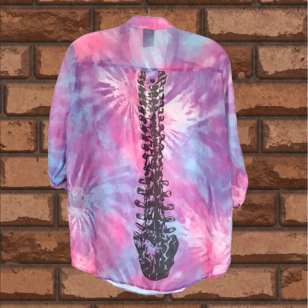 VINTAGE 🍄 Psychedelic Pastel 👽 Iron Fist brand chiffon blouse